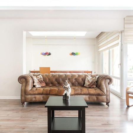 Central And Vibrant Flat With Balcony In Besiktas Istambul Exterior foto